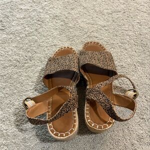 Women’s Brown Leopard Print wedges / universal thread brand
